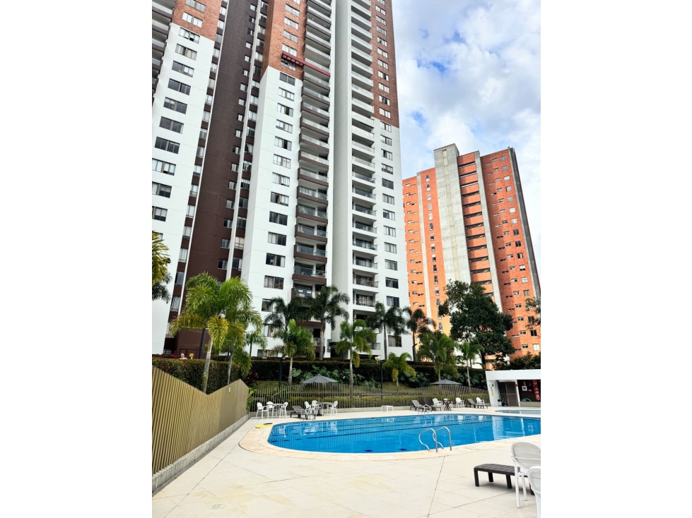 Apartamento en Amonte Piso 17 Sabaneta — foto 2