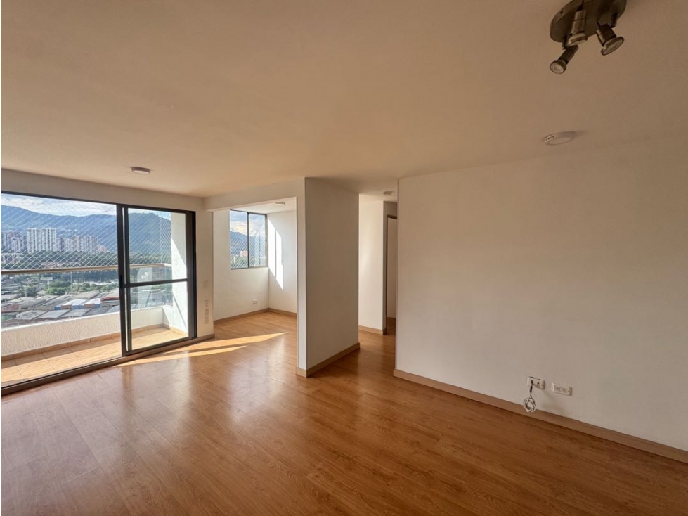 Apartamento en Amonte Piso 17 Sabaneta — foto 3