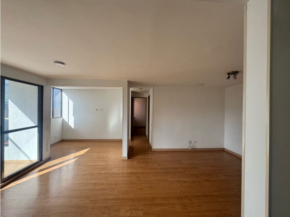 Apartamento en Amonte Piso 17 Sabaneta — foto 4