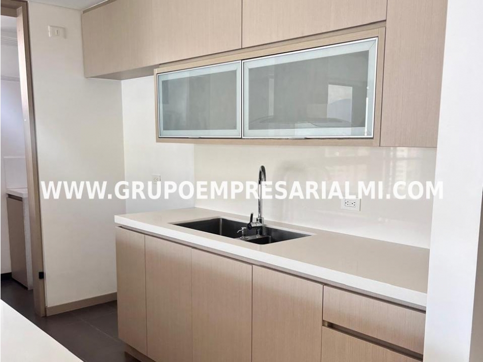 APARTAMENTO EN ARRENDAMIENTO - SECTOR ALTOS DEL POBLADO COD: 21946 — foto 3