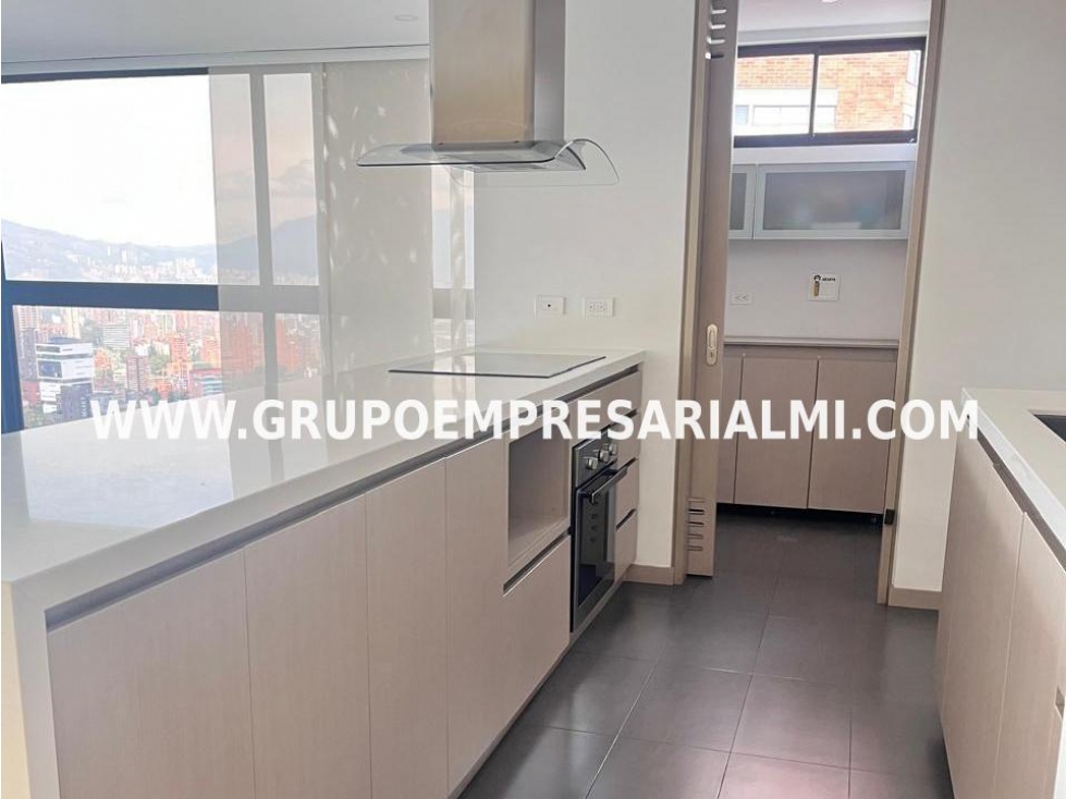 APARTAMENTO EN ARRENDAMIENTO - SECTOR ALTOS DEL POBLADO COD: 21946 — foto 2