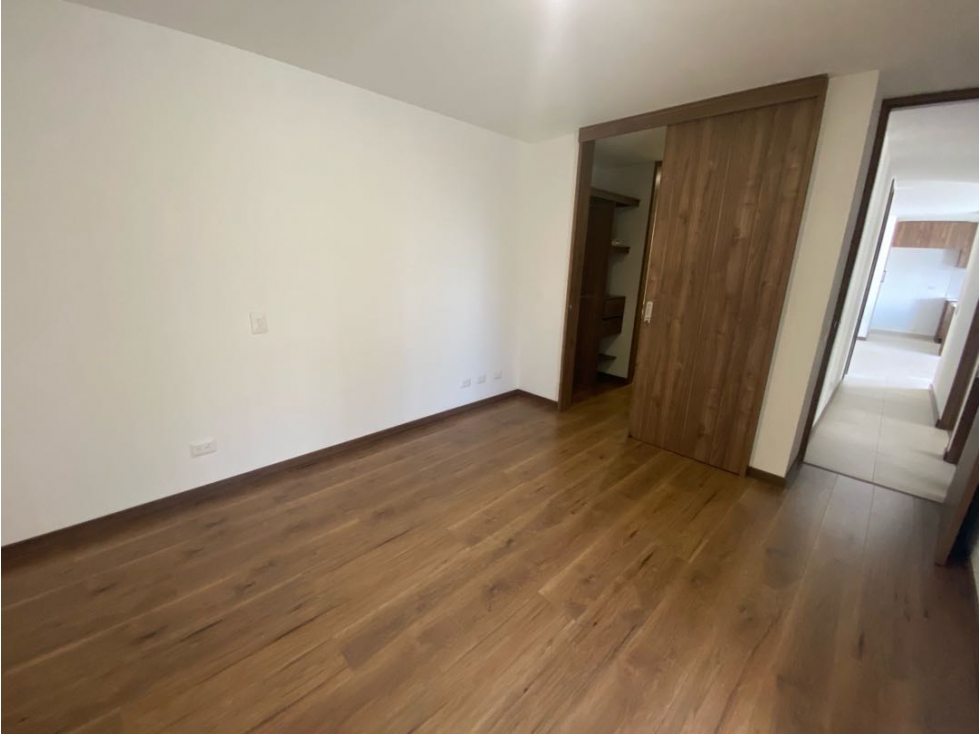 Apartamento en Arriendo — foto 4