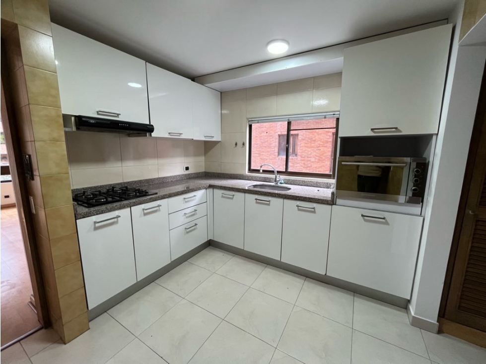 Apartamento en arriendo 81 con 7A — foto 5