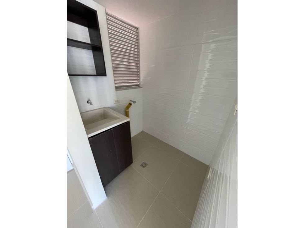 Apartamento en arriendo Alameda del Rio — foto 2