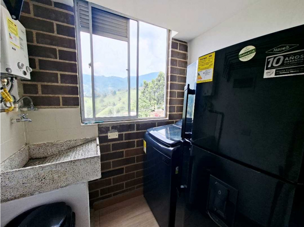 Apartamento en arriendo amoblado Sabaneta Loma de San José MZ8 — foto 3