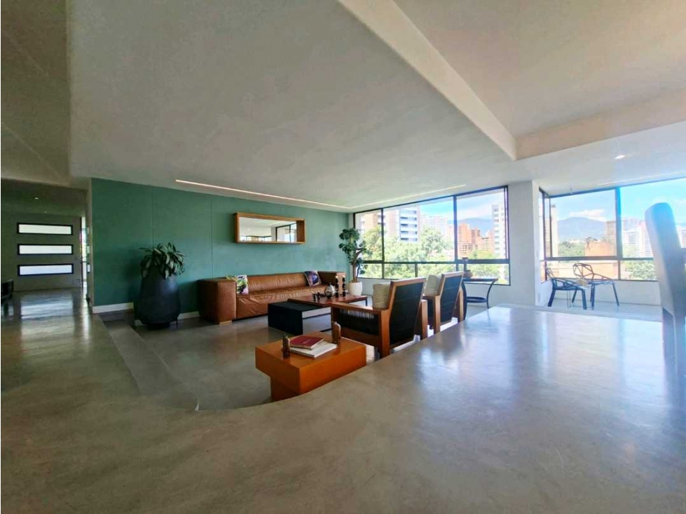 Apartamento en arriendo amoblado Poblado Los Parra BG