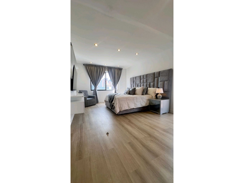 Apartamento en arriendo amoblado Penthouse la Tomatera Poblado — foto 5