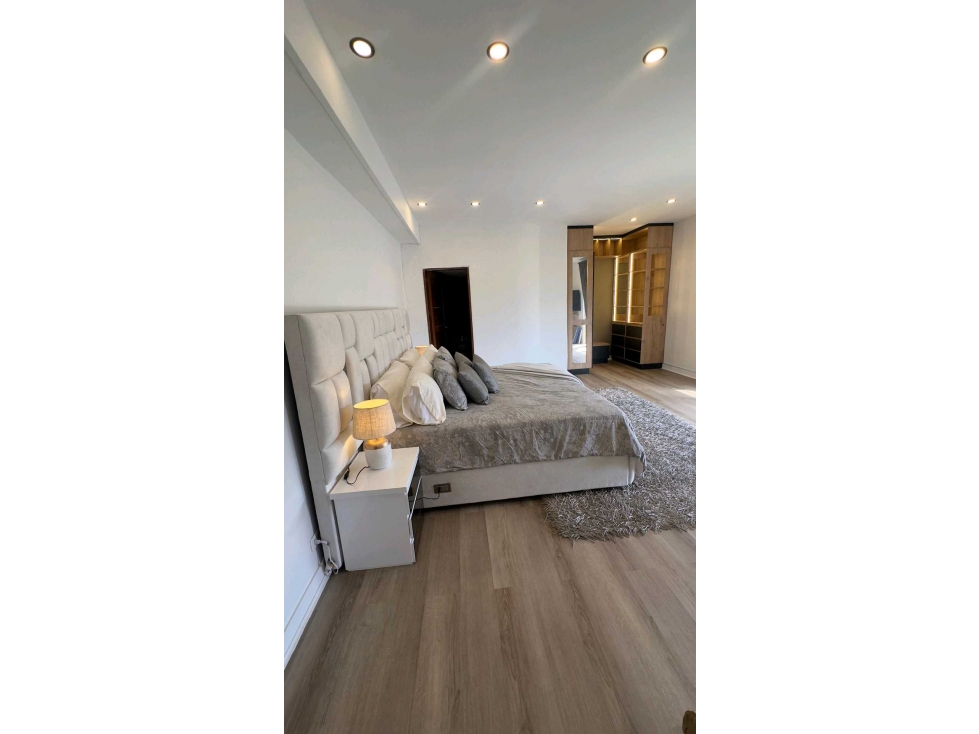 Apartamento en arriendo amoblado Penthouse la Tomatera Poblado — foto 6