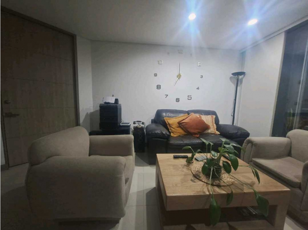 Apartamento en arriendo amoblado y sin amoblar Cumbres RF