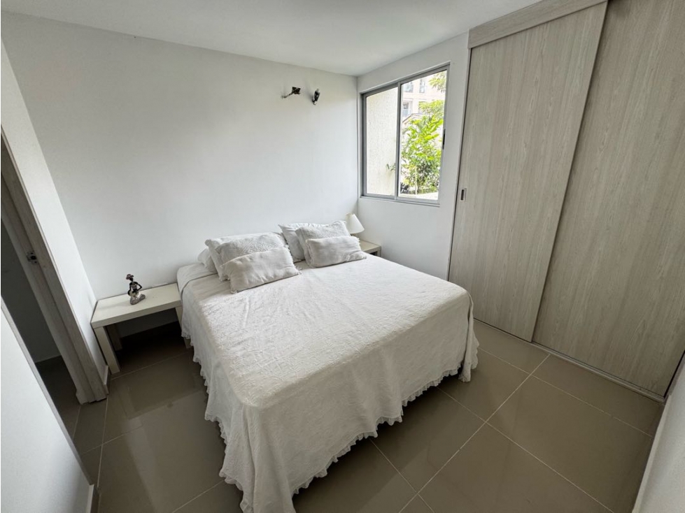 APARTAMENTO EN ARRIENDO AMOBLADO CIUDAD JARDÍN — foto 4