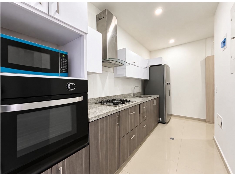 APARTAMENTO EN ARRIENDO BARRIO RIOMAR — foto 3
