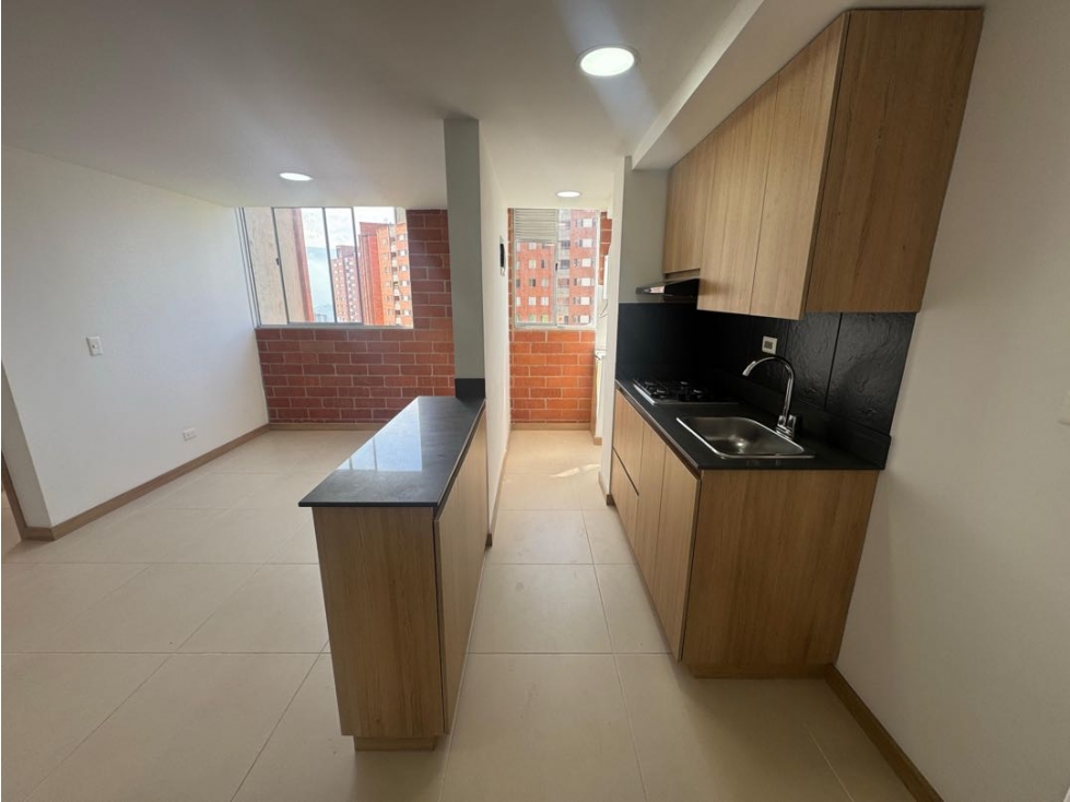Apartamento en arriendo calasanz — foto 4