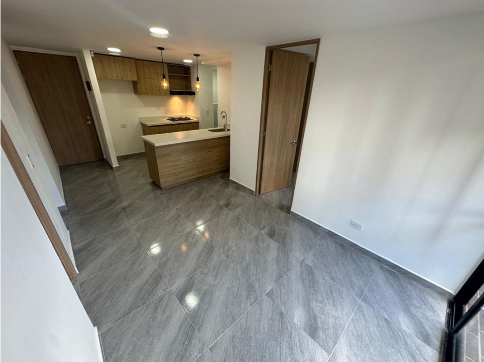 Apartamento en arriendo calasanz — foto 2