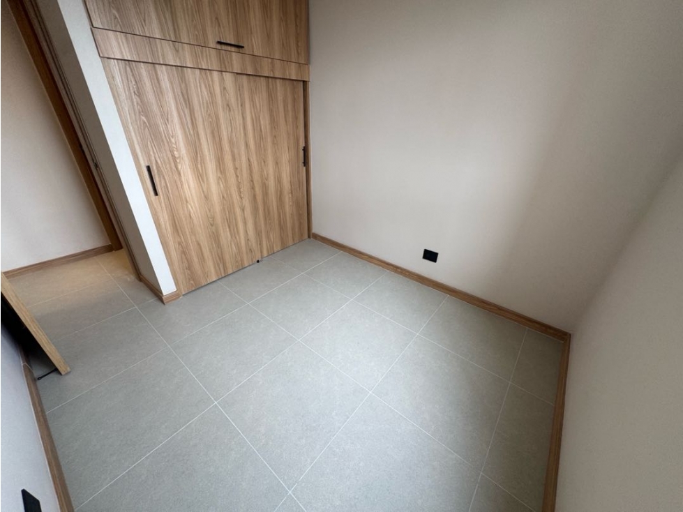 Apartamento en arriendo calasanz — foto 4