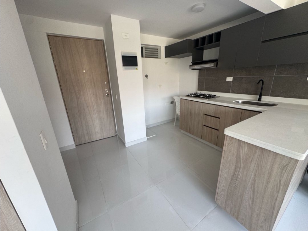 Apartamento en arriendo calasanz — foto 2