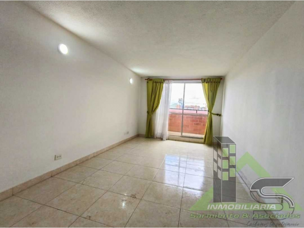 Apartamento en arriendo cerca a metro!! — foto 2