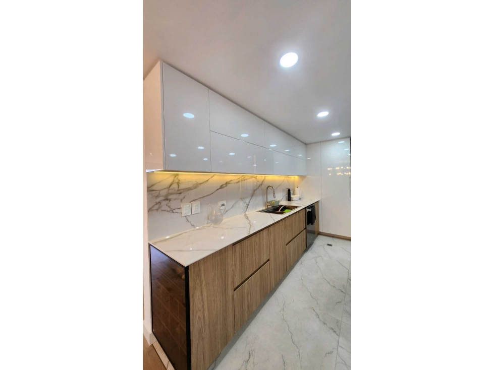 Apartamento en arriendo cerros orientales — foto 4