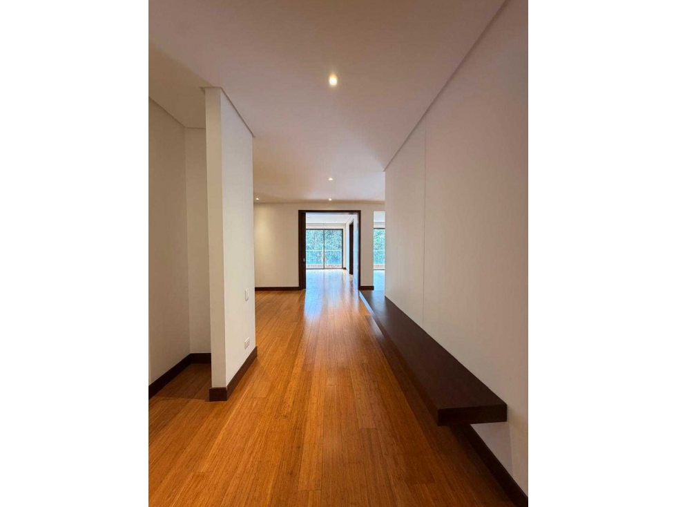 APARTAMENTO EN ARRIENDO CERROS ORIENTALES CLUB-HOUSE — foto 6
