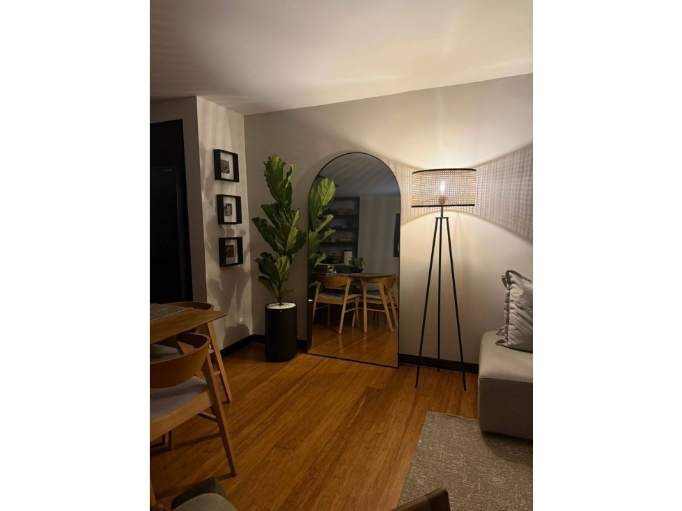 Apartamento en Arriendo Chico Navarra - 4