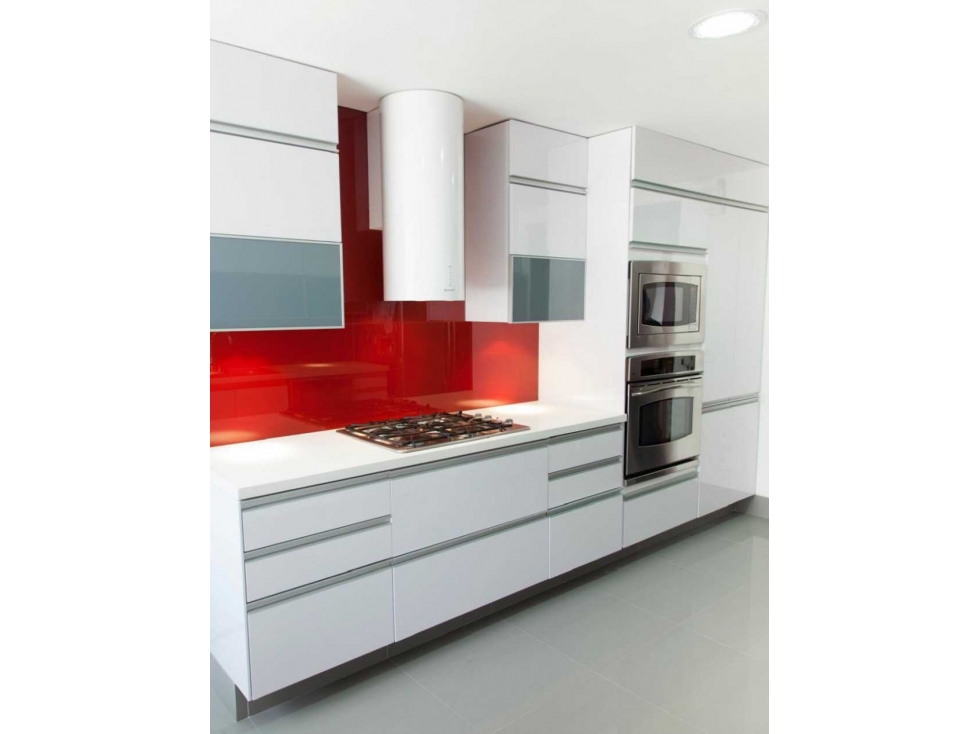 APARTAMENTO EN ARRIENDO CLUB-HOUSE CERROS ORIENTALES — foto 2