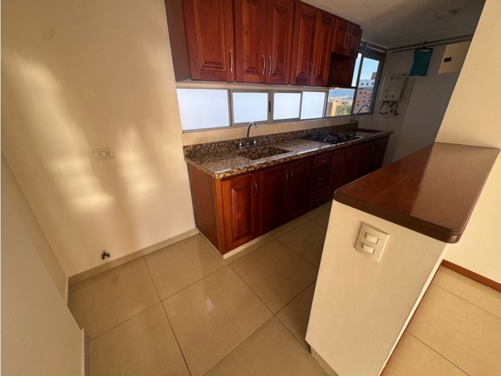 Apartamento en arriendo colores — foto 2