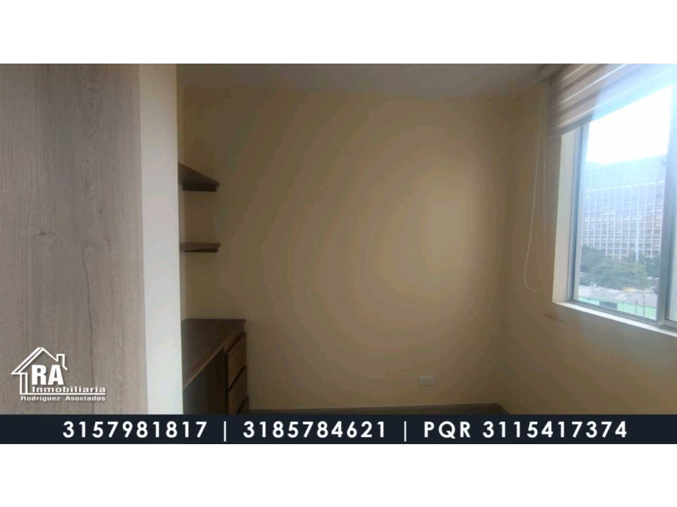 APARTAMENTO EN ARRIENDO CON CLOSETS FRENTE A LA CLINICA MEDERI BOGOTA — foto 3