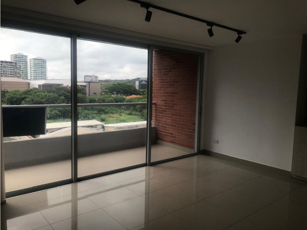 APARTAMENTO EN ARRIENDO DOS ALCOBAS BALCON PORTAL DE GENOVES