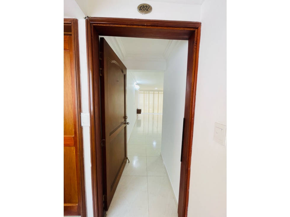 APARTAMENTO EN ARRIENDO EDIFICIO PRESTIGIO SOTOMAYOR — foto 3