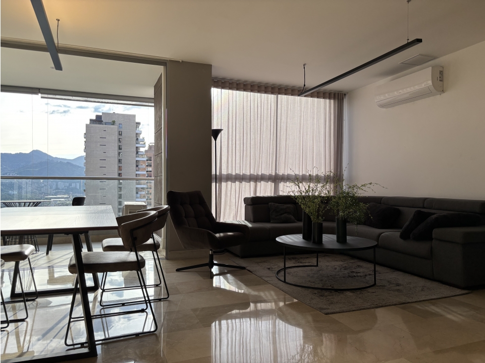 Apartamento en Arriendo El Poblado — foto 2