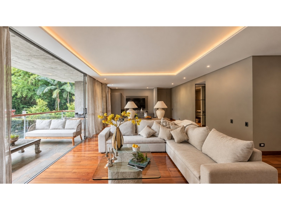 Apartamento en Arriendo El Poblado sector la concha las santas