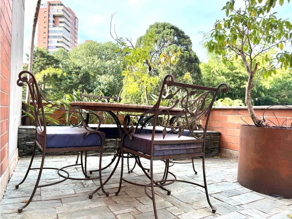 Apartamento en arriendo El Tesoro El Poblado 240 m² SIN MUEBLES. — foto 3