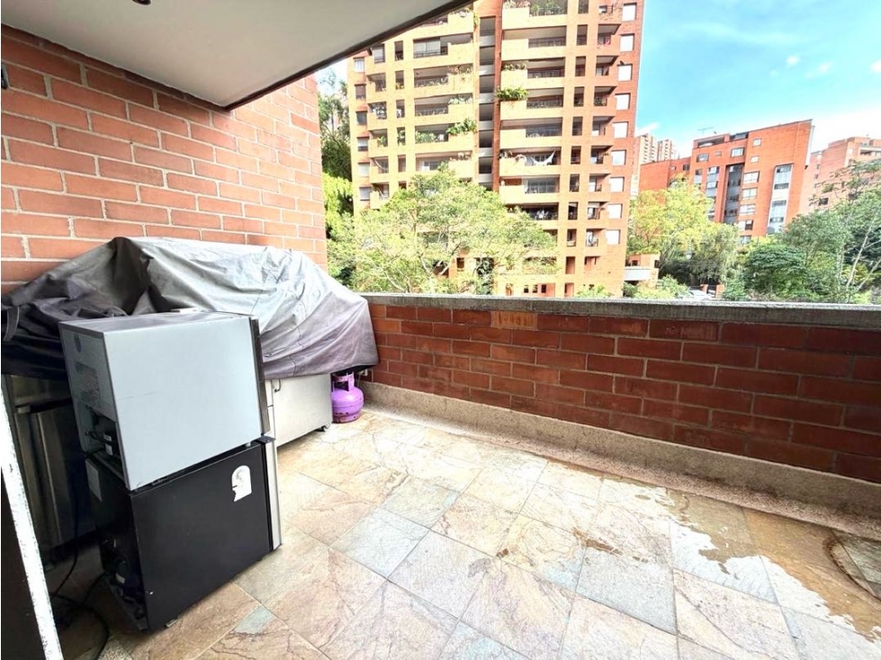Apartamento en arriendo El Tesoro El Poblado 240 m² SIN MUEBLES. — foto 5