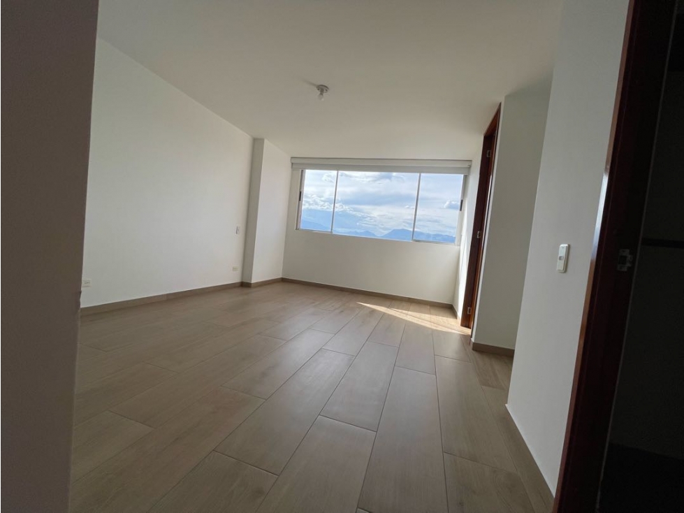 APARTAMENTO EN ARRIENDO EL TESORO, El POBLADO, MEDELLIN — foto 6