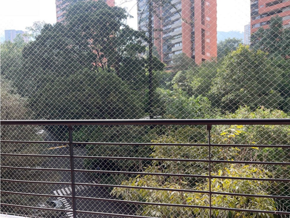 APARTAMENTO EN ARRIENDO EL TESORO, EL POBLADO, MEDELLIN — foto 6