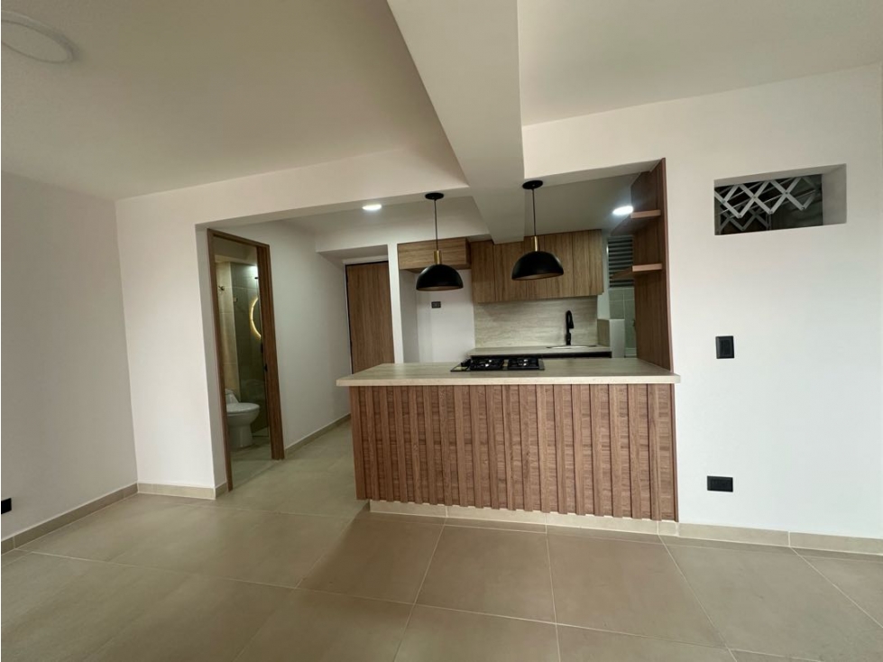 Apartamento en arriendo en Bello sector Madera — foto 2