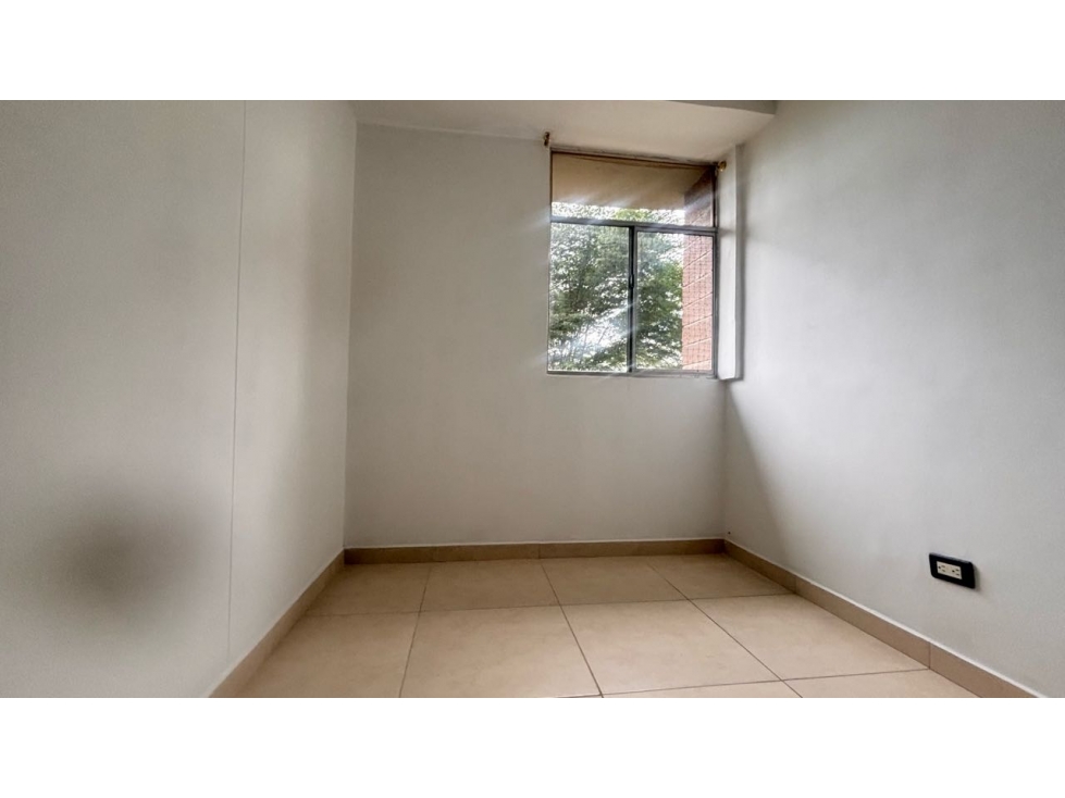 Apartamento en arriendo en Calazania Medellín — foto 6