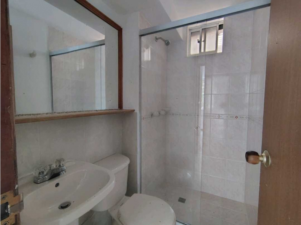 Apartamento en Arriendo en Castropol Medellín — foto 5
