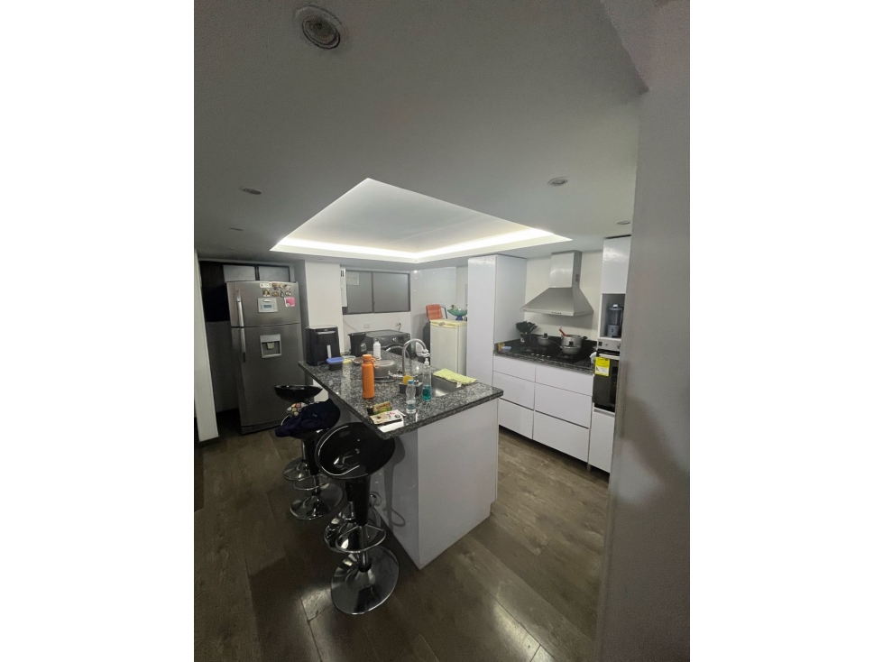 APARTAMENTO EN ARRIENDO EN CHICO (Calle 94 con 13) — foto 2