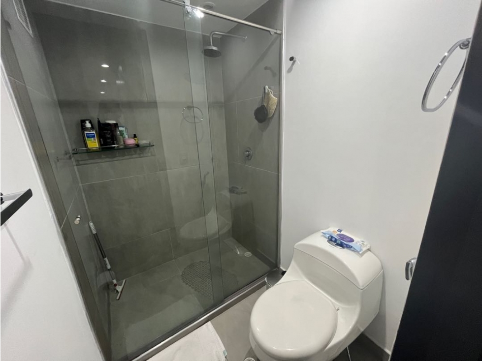 APARTAMENTO EN ARRIENDO EN CHICO (Calle 94 con 13) — foto 6