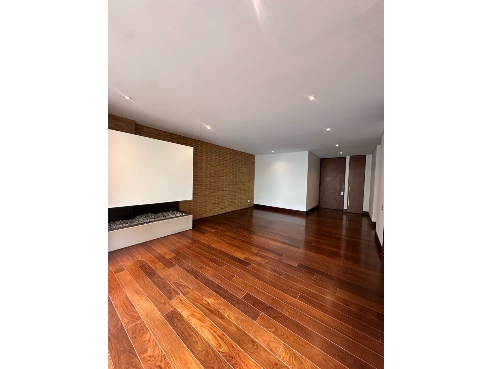Apartamento en arriendo en Chico — foto 3