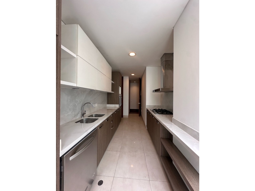 Apartamento en arriendo en Chico — foto 5