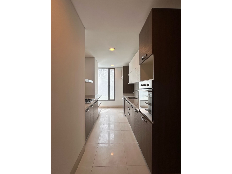 Apartamento en arriendo en Chico — foto 6