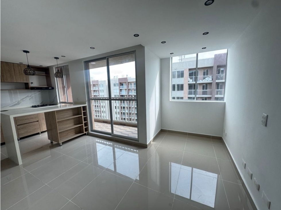 APARTAMENTO EN VENTA EN CIUDAD MALLORQUIN — foto 2