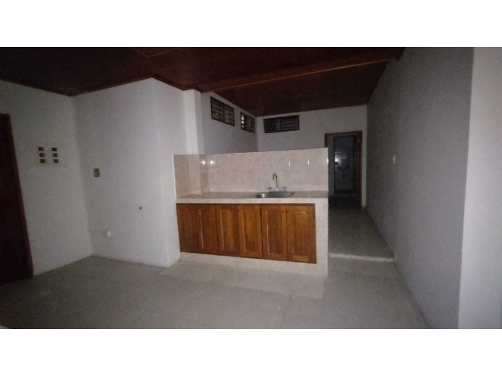 Apartamento en arriendo en el sector del centro de Monteria — foto 2