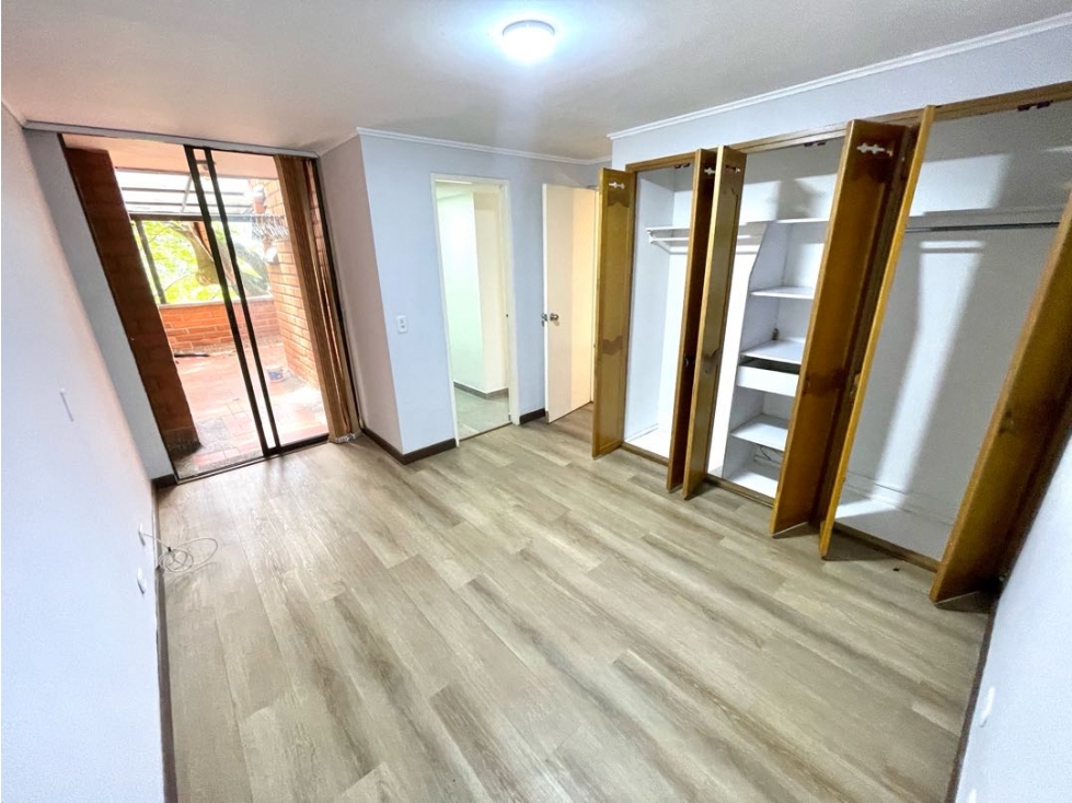 APARTAMENTO EN ARRIENDO EN EL POBLADO SECTOR ALEJANDRÍA MILLA DE ORO — foto 5