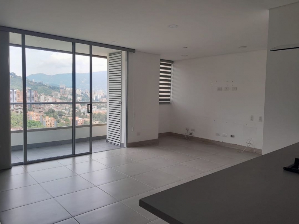 Apartamento en arriendo en el sector de cumbres — foto 3