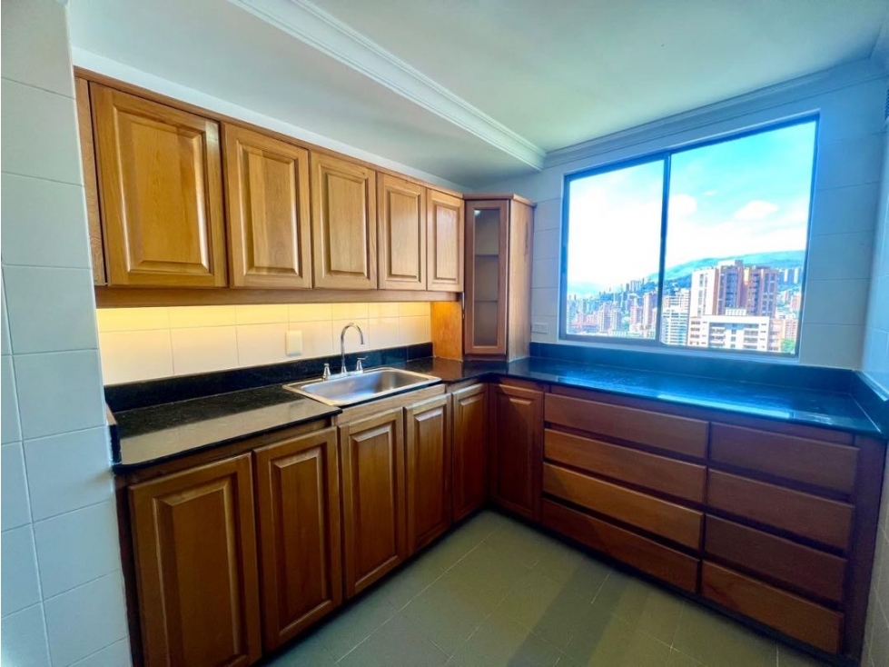 APARTAMENTO EN ARRIENDO EN EL POBLADO — foto 6