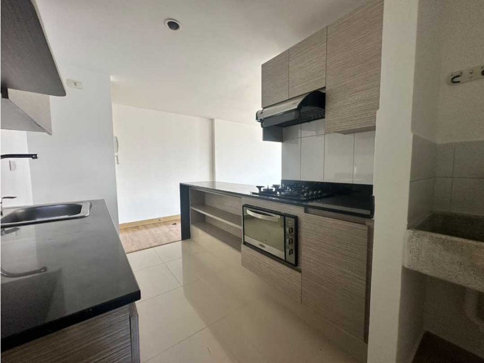 Apartamento en arriendo en el poblado medellin — foto 3