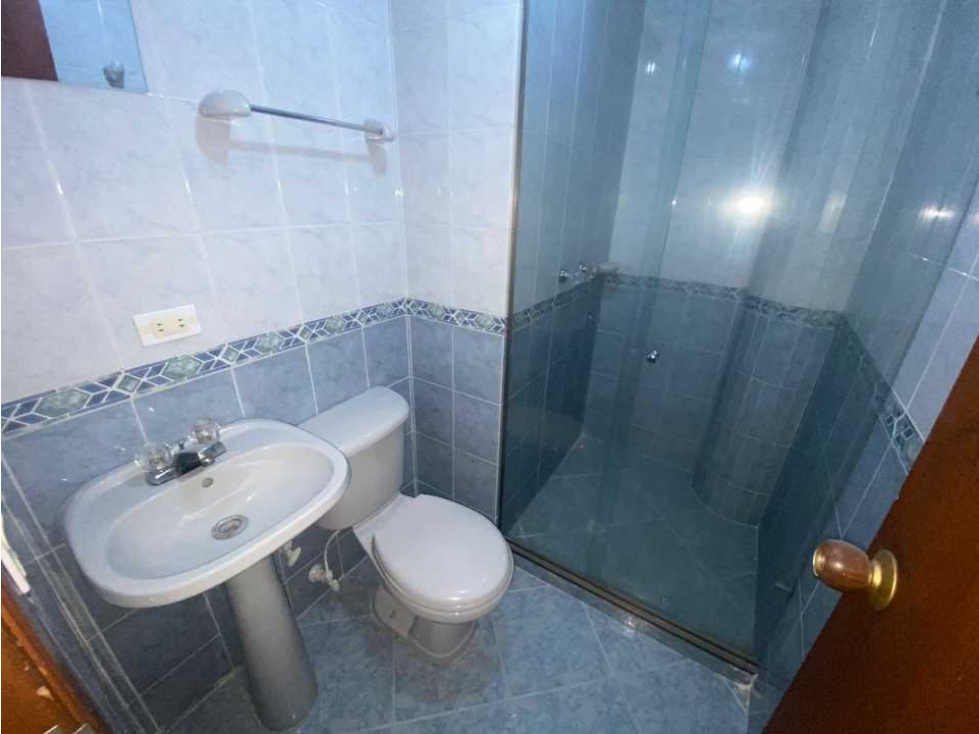 Apartamento en arriendo en envigado zona centro — foto 2