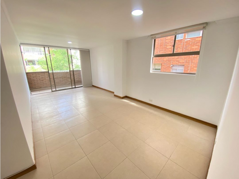Apartamento en arriendo en Envigado en Zúñiga. — foto 3